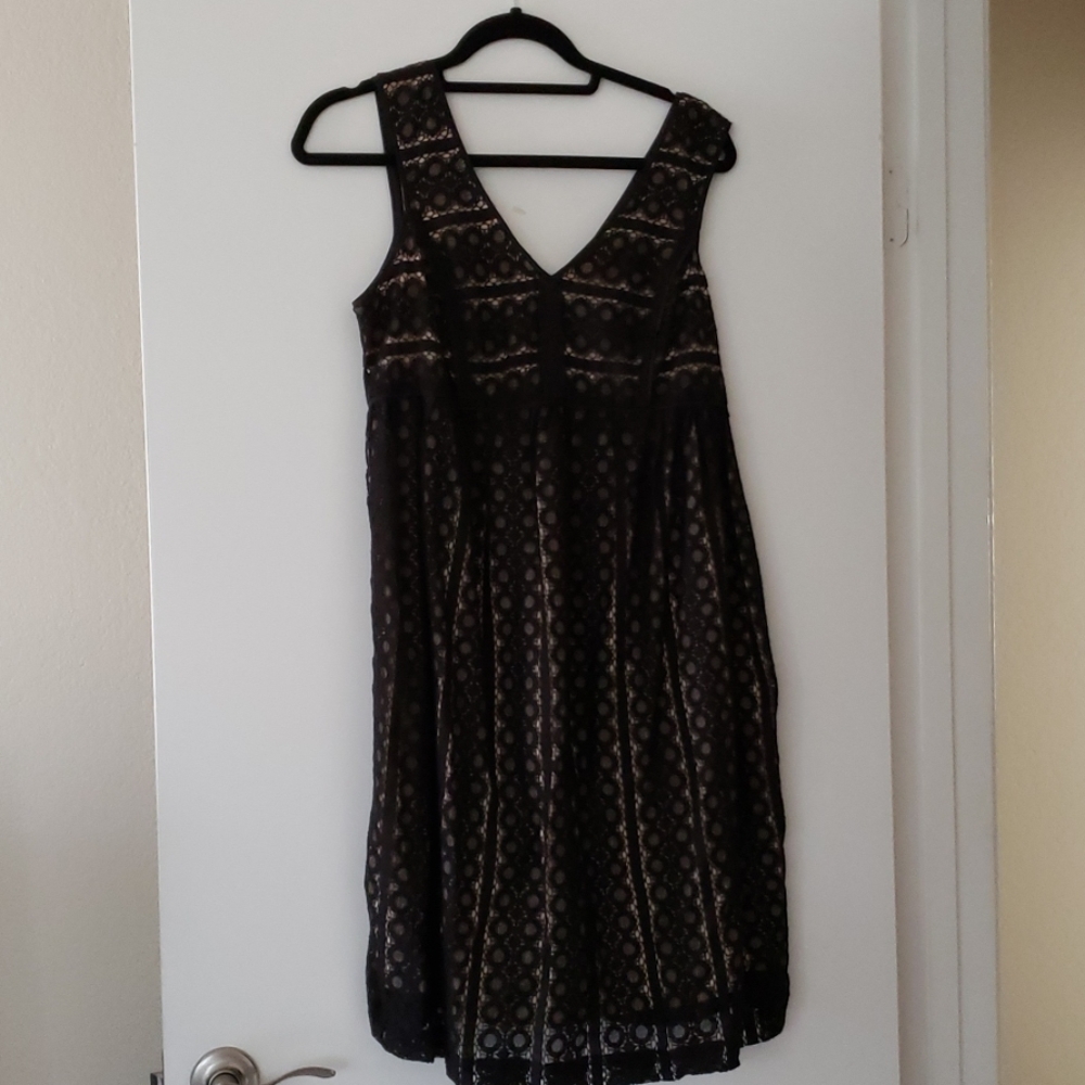 Ann Taylor Loft Maternity Dress Size 4 NWT